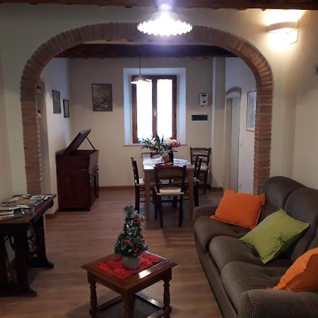 Dinas House Tuscany Holidays Terricciola Luaran gambar
